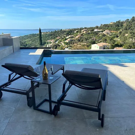 Willa Vue « golf St Tropez » *