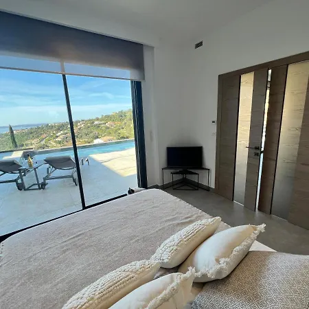 Vue « golf St Tropez » Willa