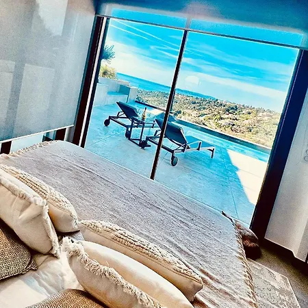 Vue « golf St Tropez » Les Issambres