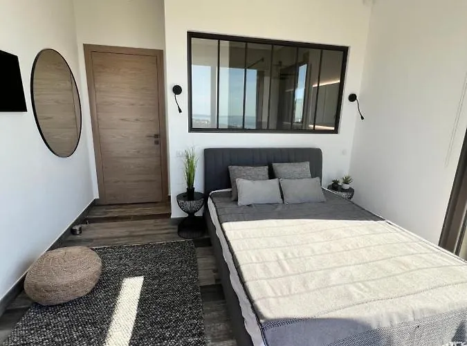 Vue « golf St Tropez » فيلة لي إيسامبر