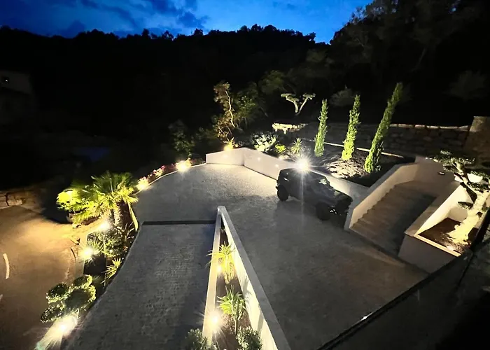 فيلة Vue « golf St Tropez » *
