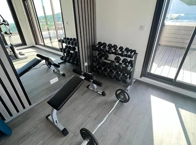فيلة Vue « golf St Tropez » *