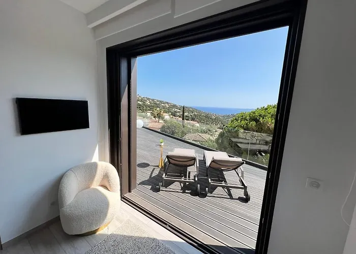Vue « golf St Tropez »